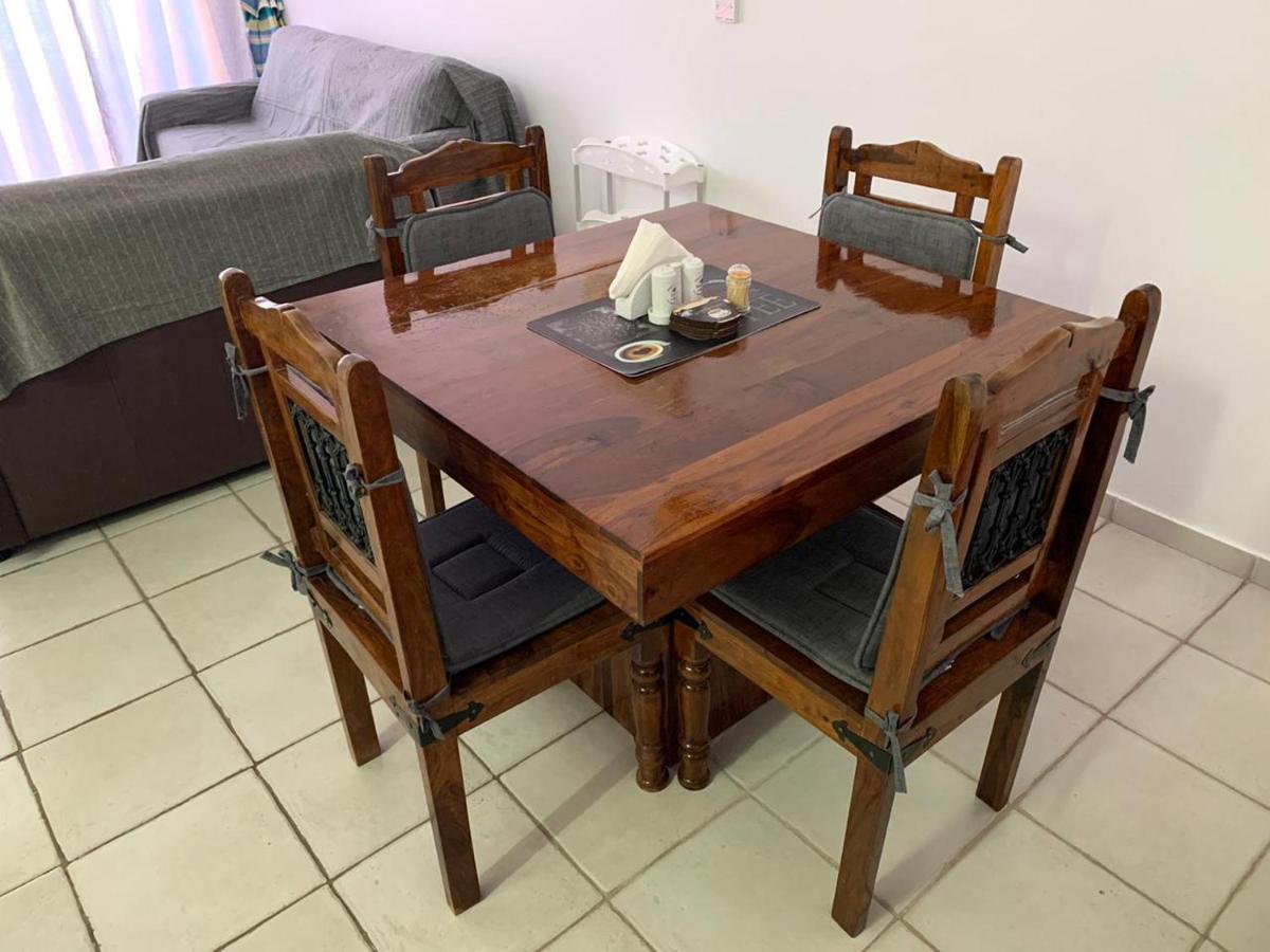 Comfortable 2 Bedroom Apartment In Popular Limnaria Gardens Paphos Ngoại thất bức ảnh